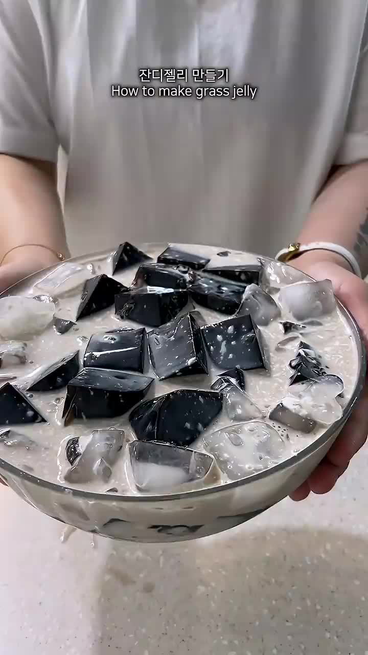 @MINEE EATS