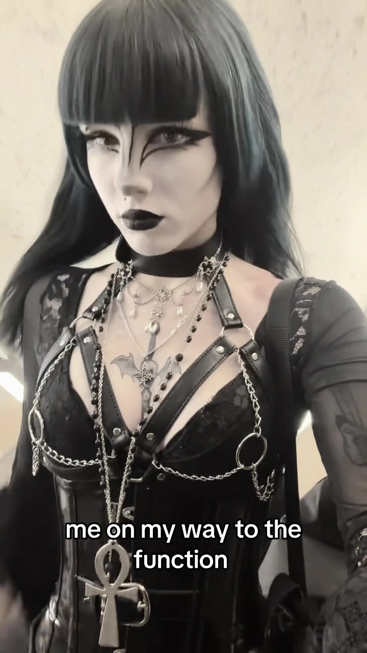 @𝕭𝖊𝖝