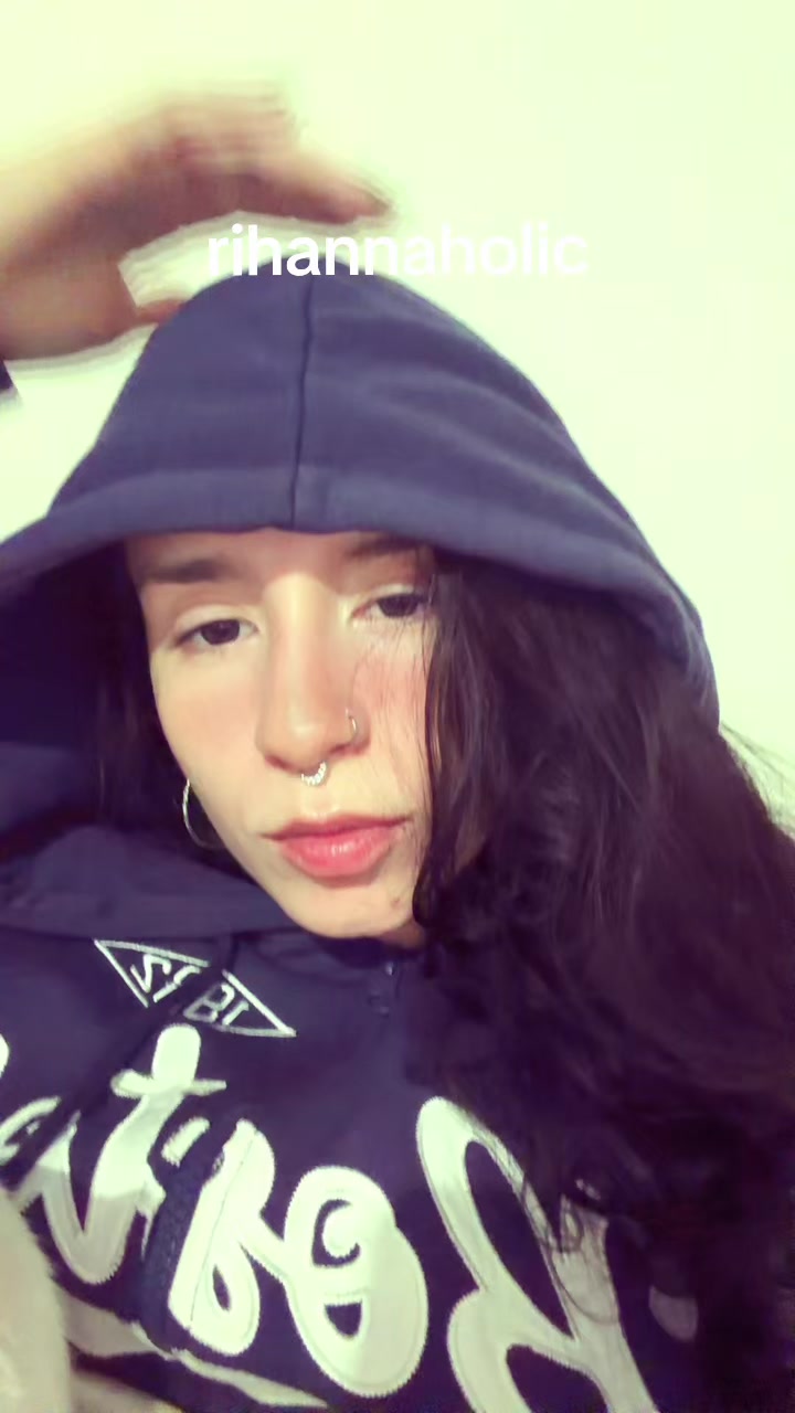 @Maria Olivia