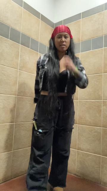 @Ria