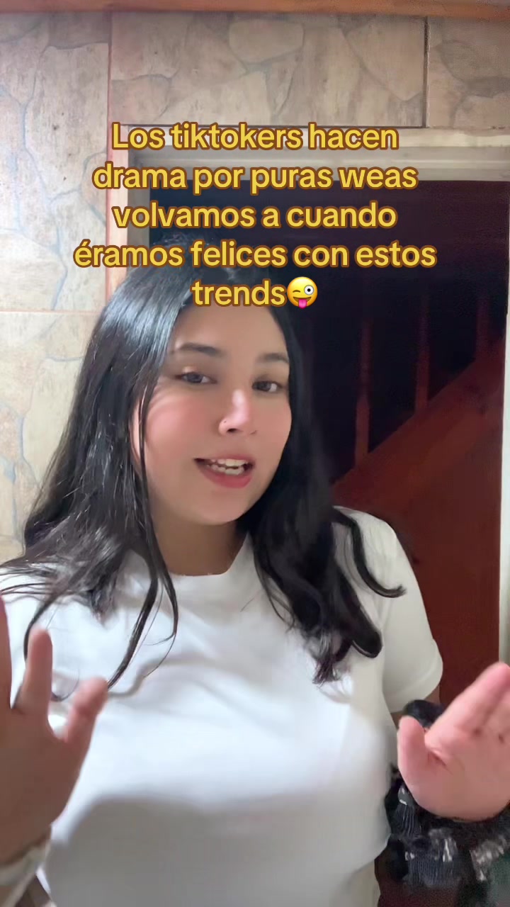 @valeee_rojas