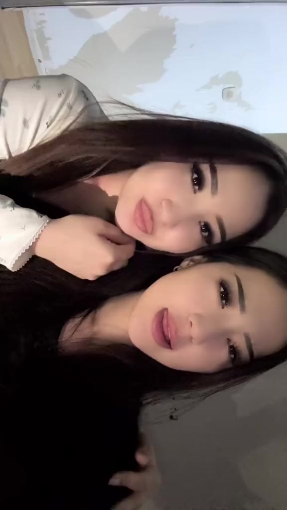 @𝓝𝓾𝓻𝓪𝔂