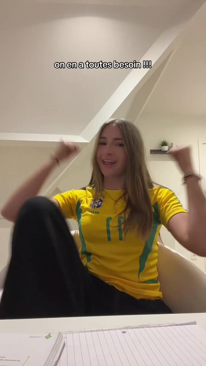 @lilouvotrepref