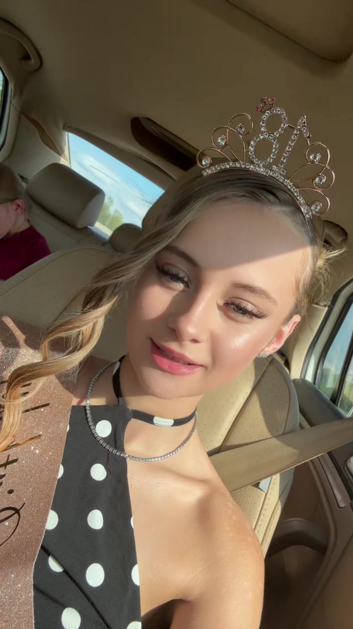 @itssmeavaa2