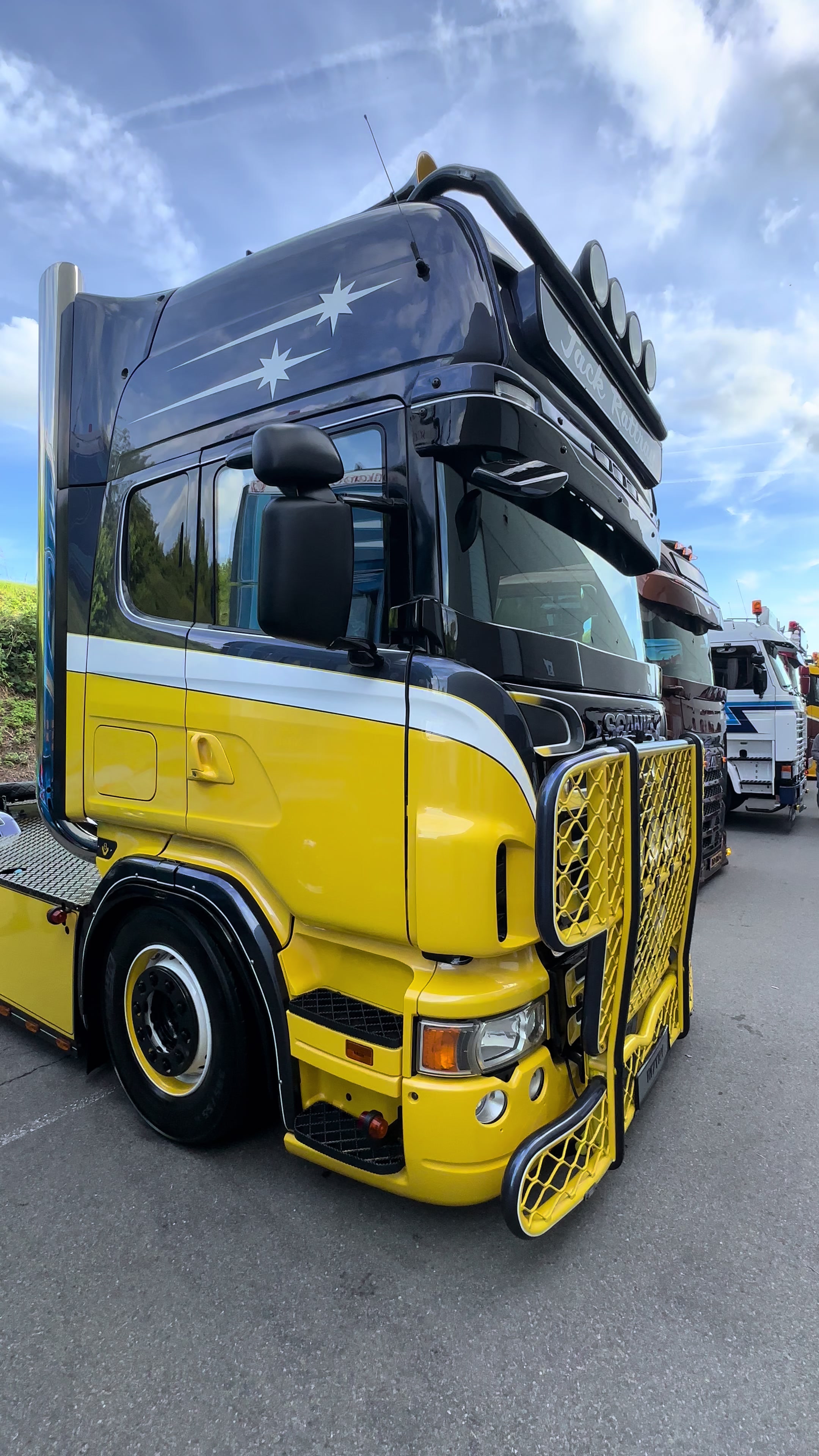 @tigroutruck