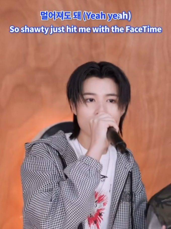 @𝐋𝐨𝐮𝐢𝐬