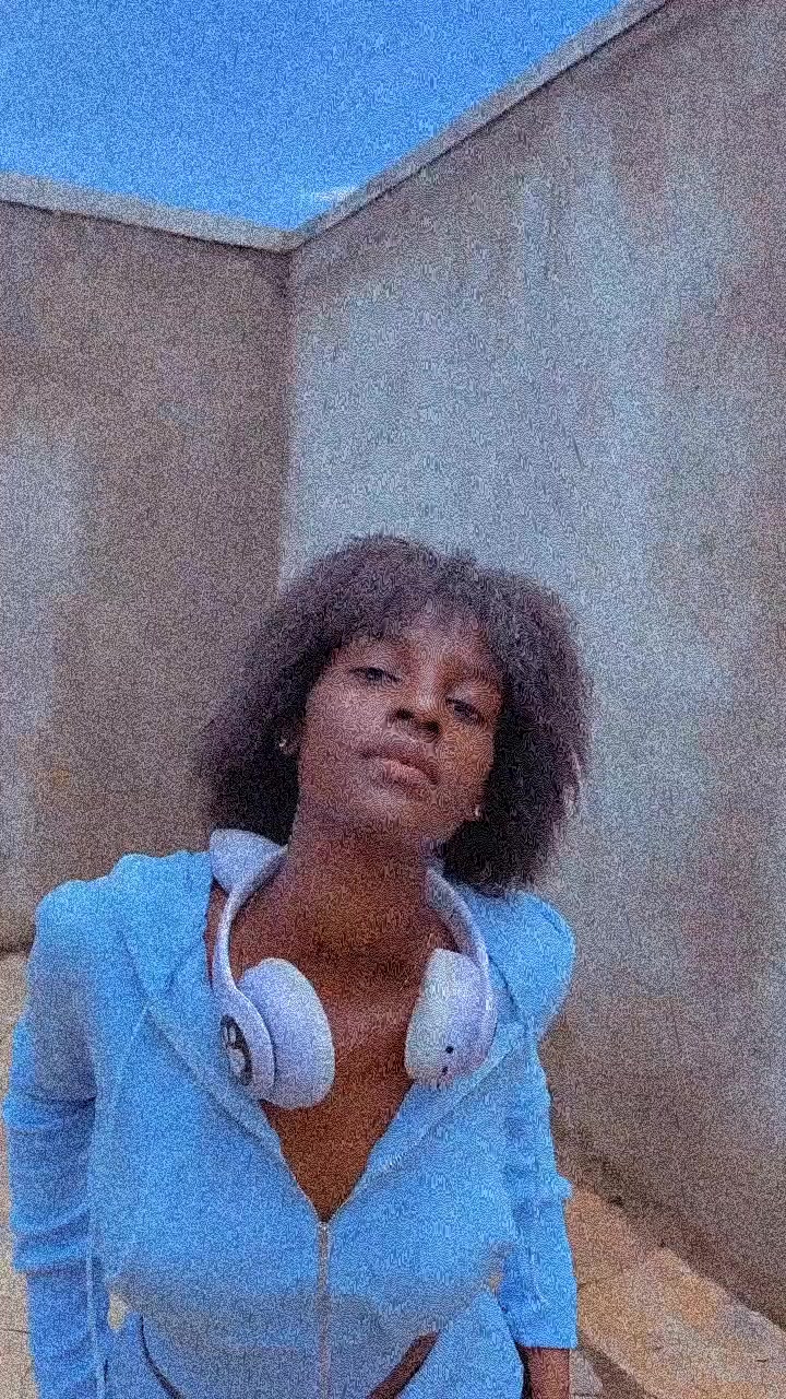 @priscibae🐍
