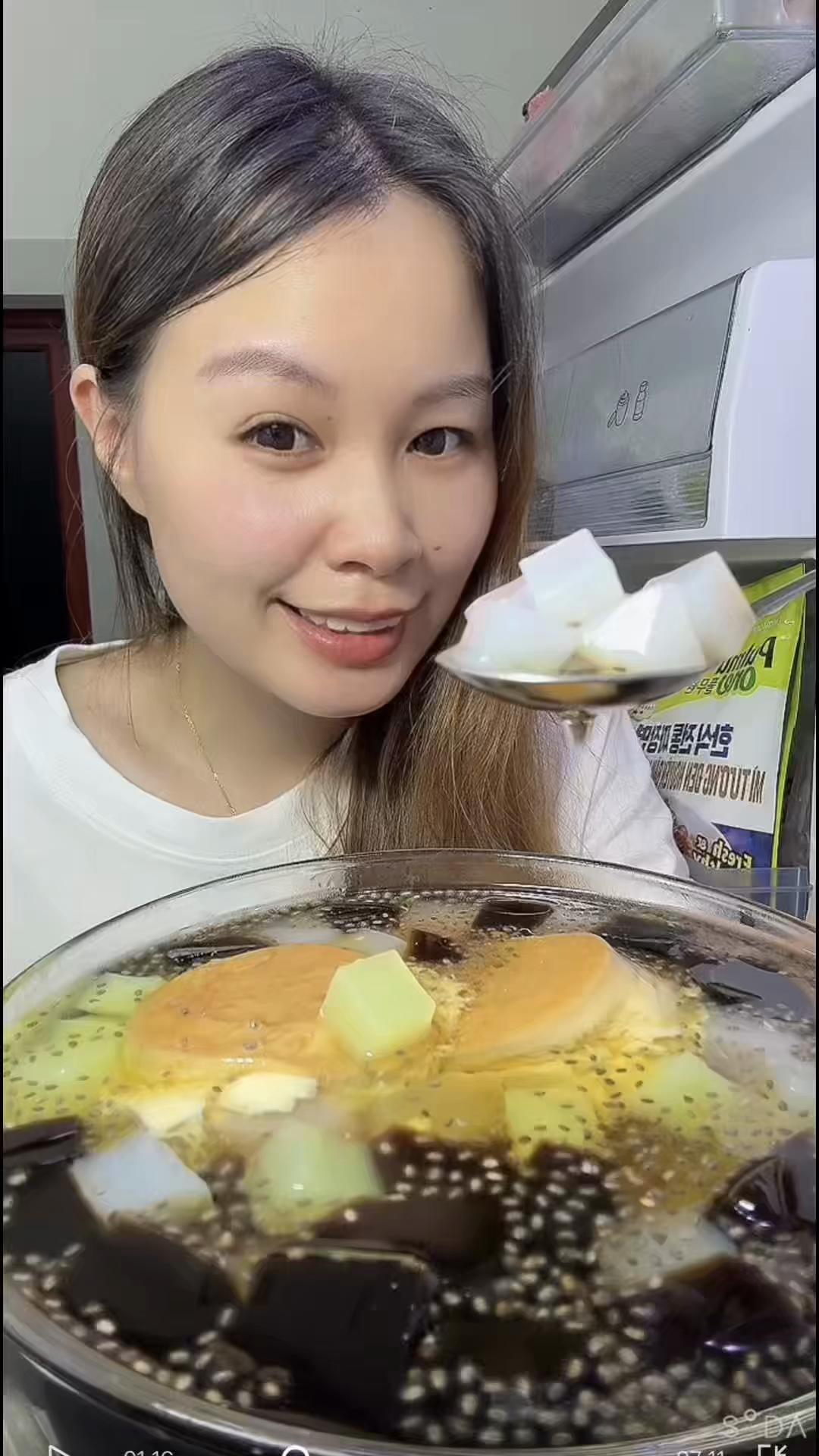 @Th&iacute;ch ăn vặt về đ&ecirc;m 🍱