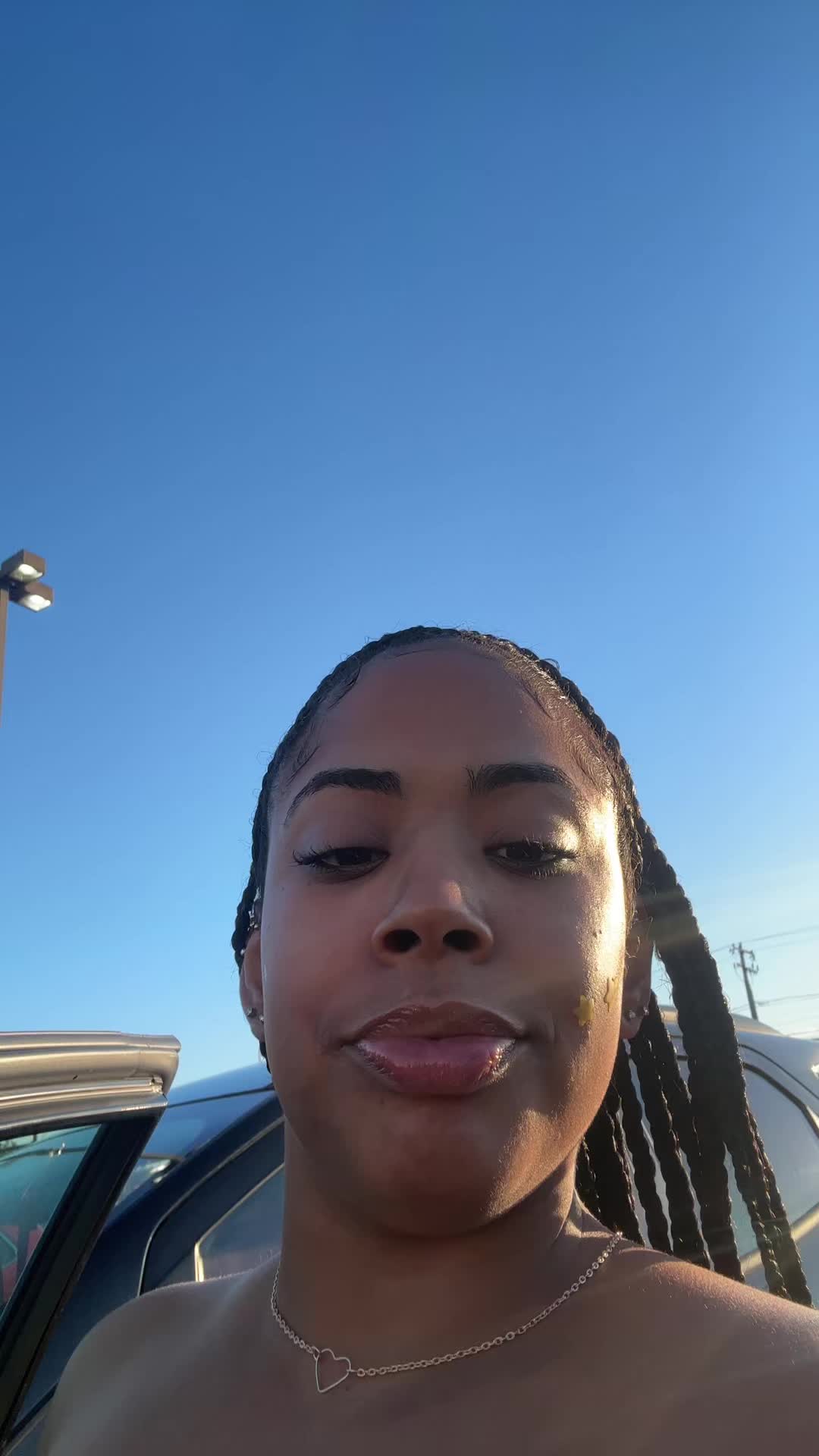 @Ambarix🌸