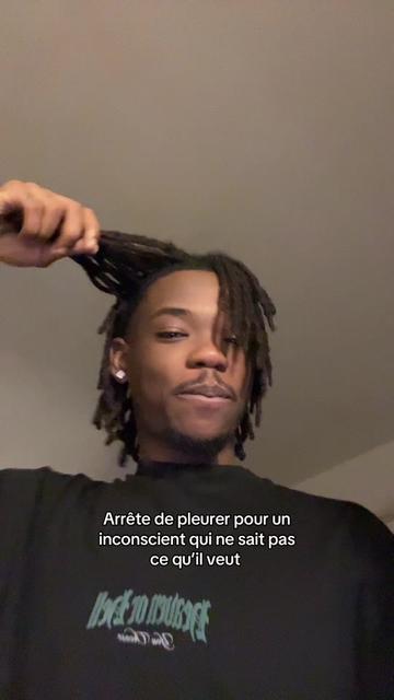 @𝐌𝐎𝐋𝐋𝐄𝐘
