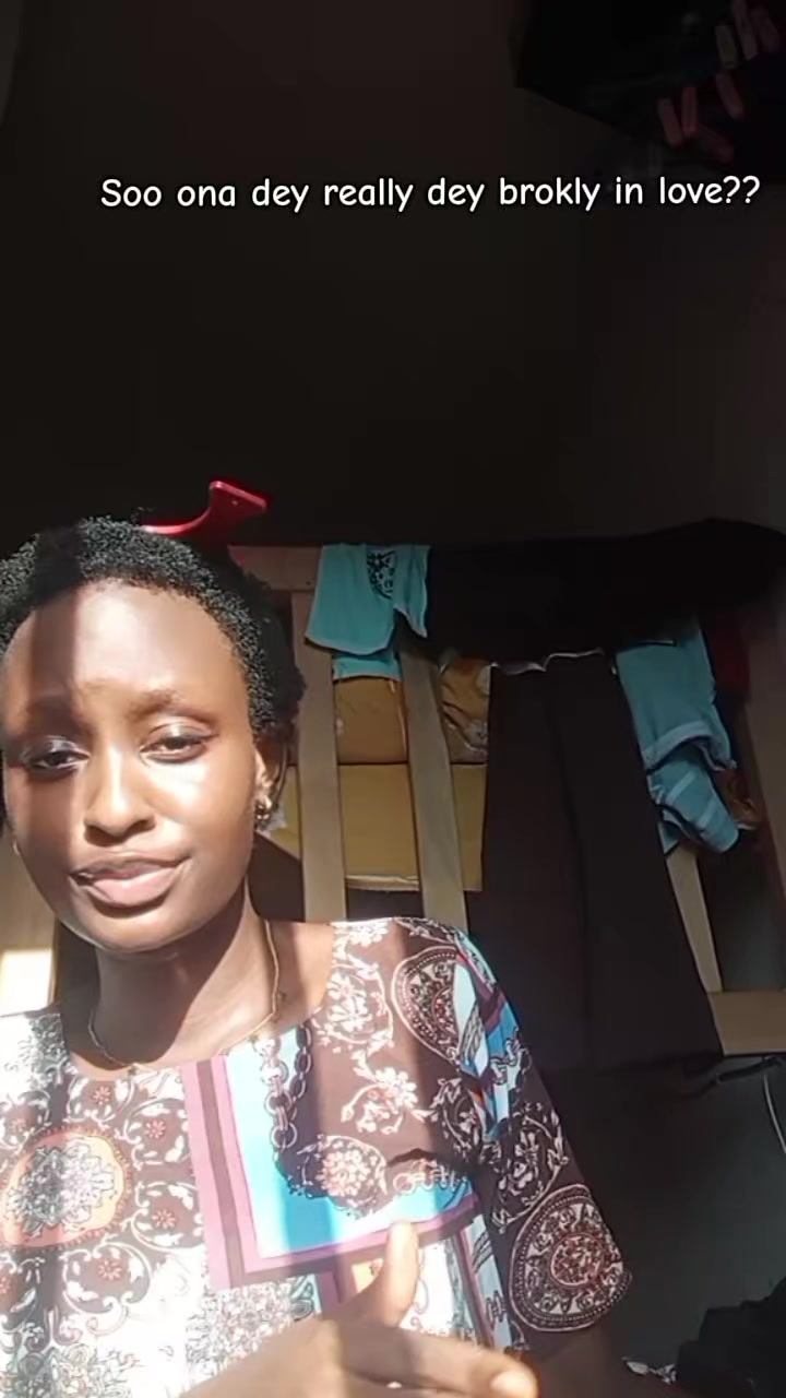 @Bigforeheadgirl🎗️