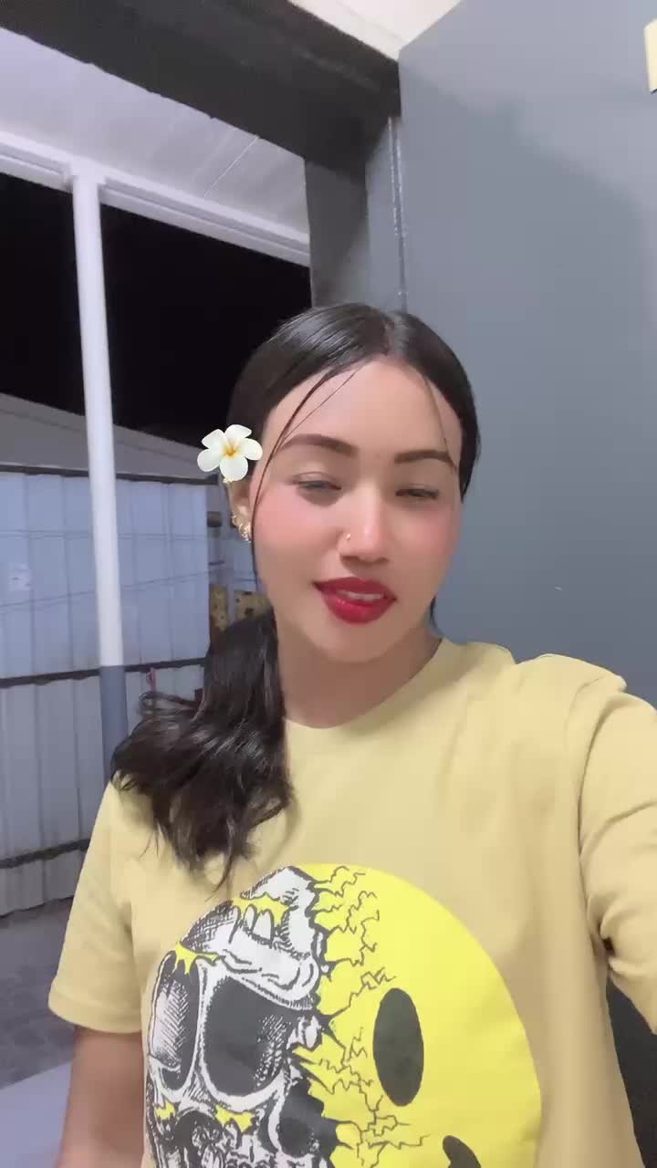 @Nanu...🐍💮☘️