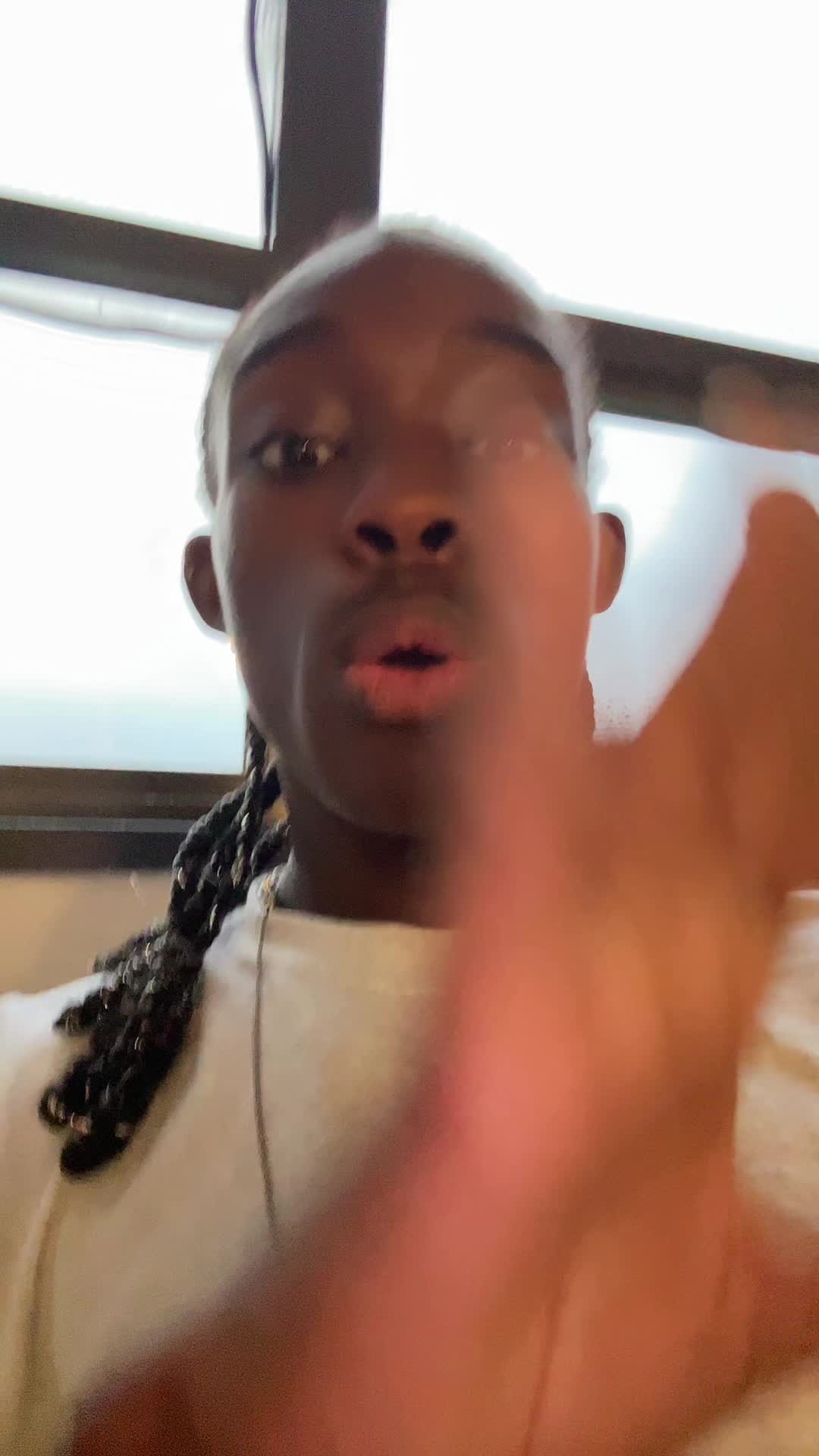 @DANII👑