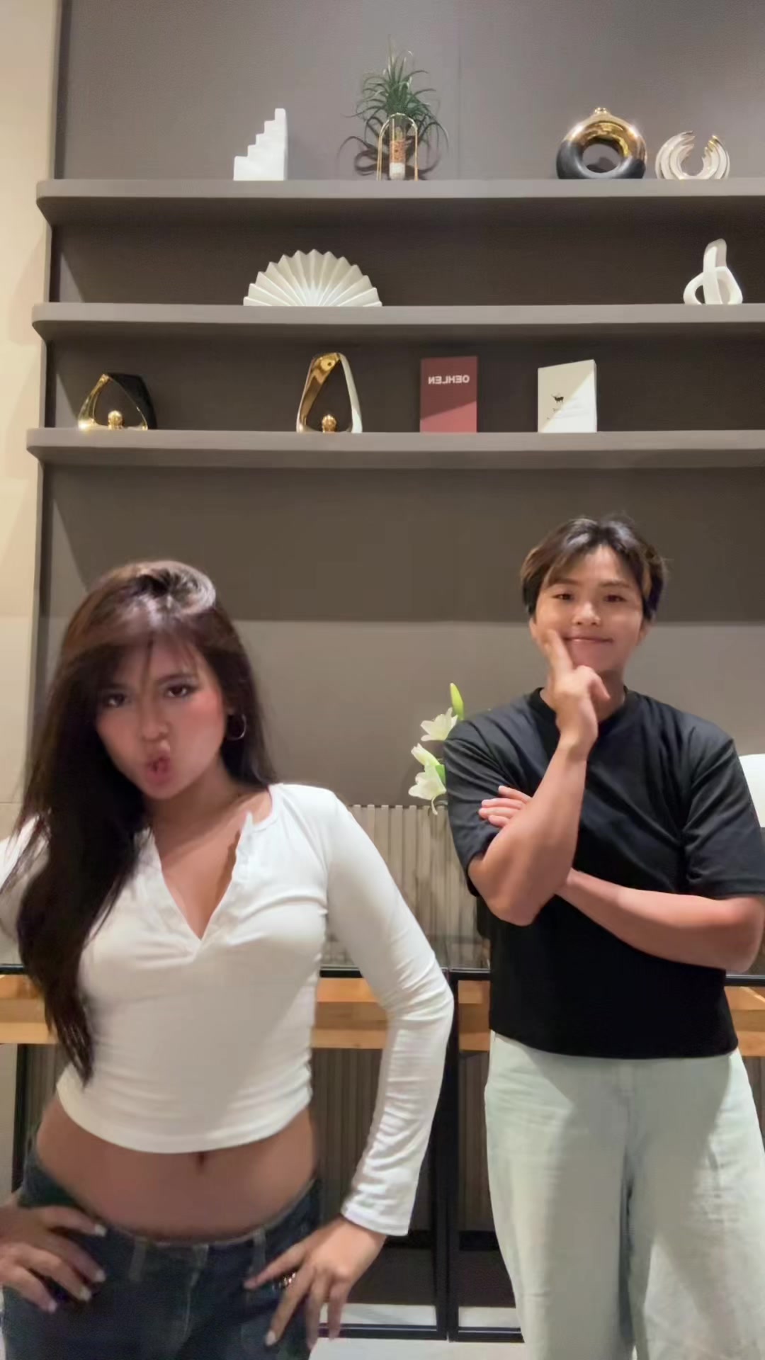 @แมรี่