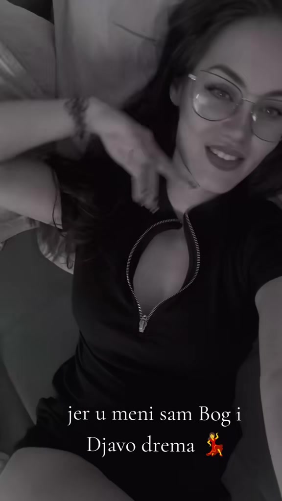 @vanjavanilla