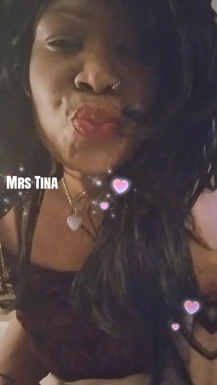 @MrsTina 💋