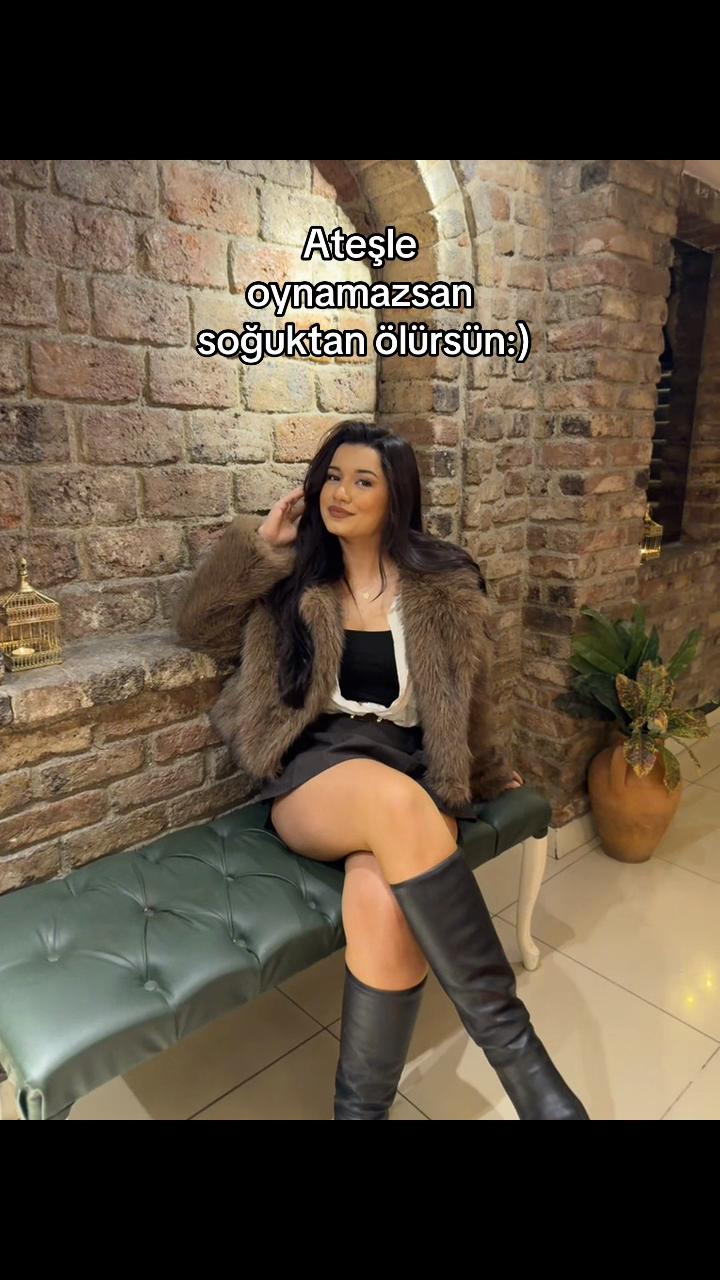 @𝕹𝖎𝖘𝖆
