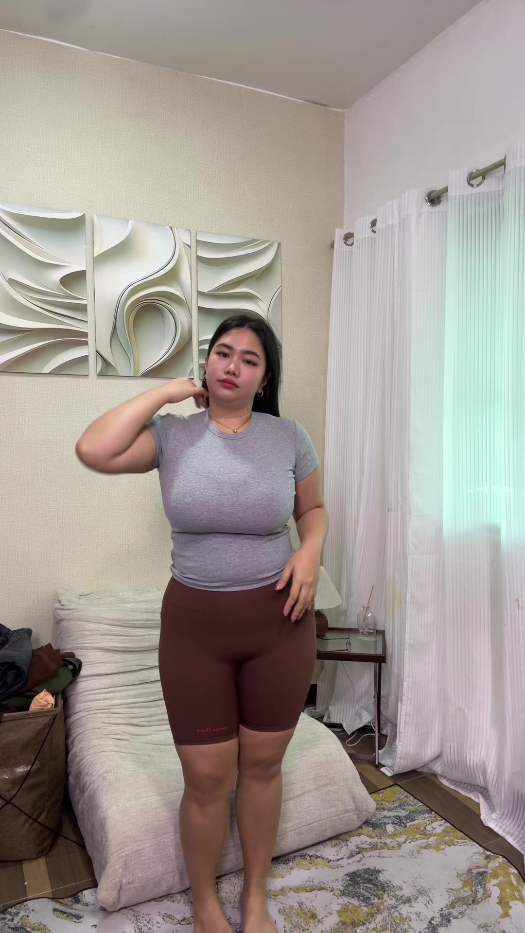 @Lyne | Midsize & Curvy Recos
