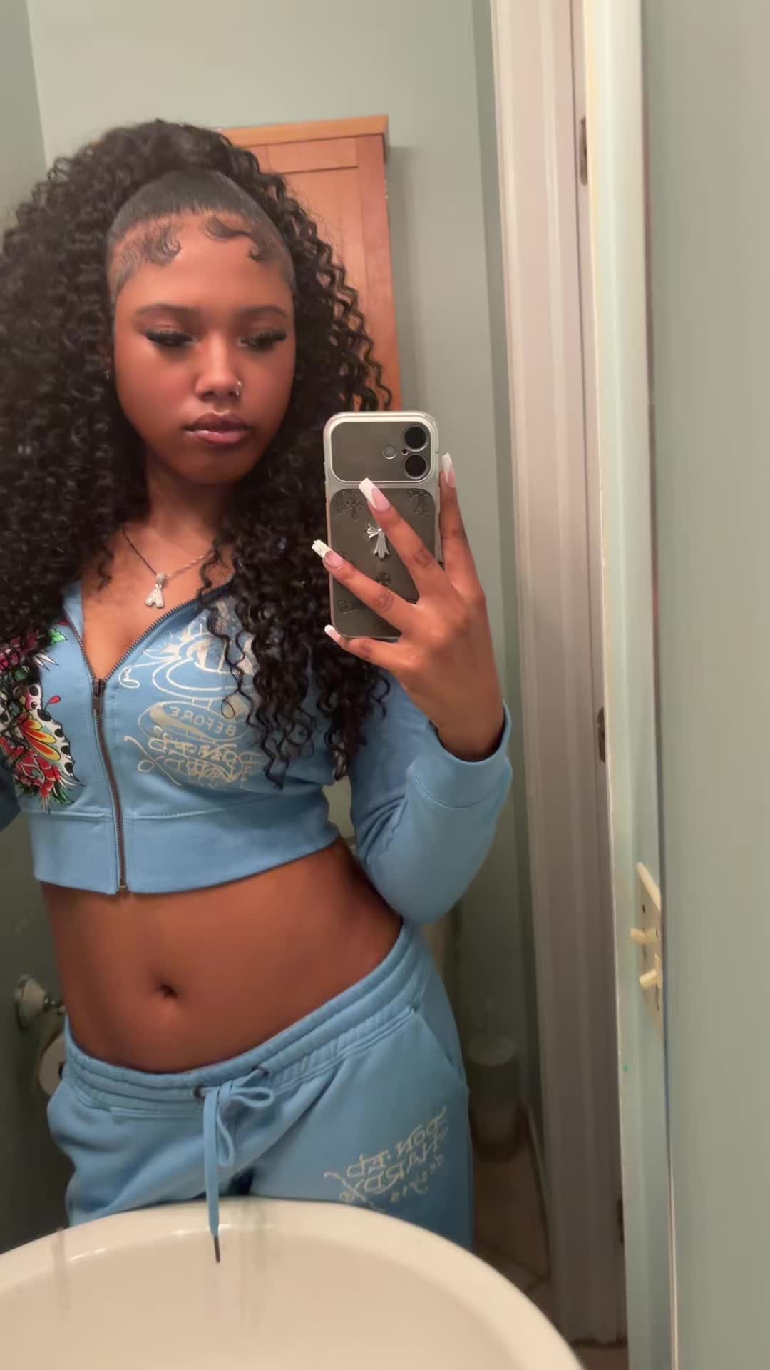 @8