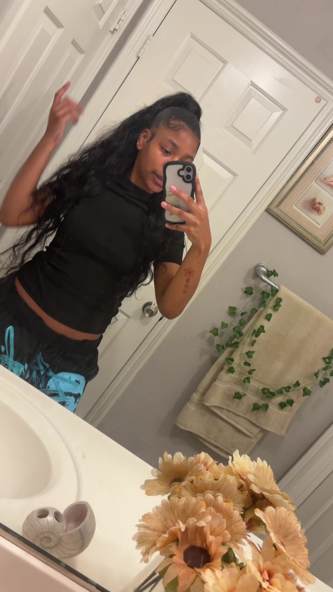 @…