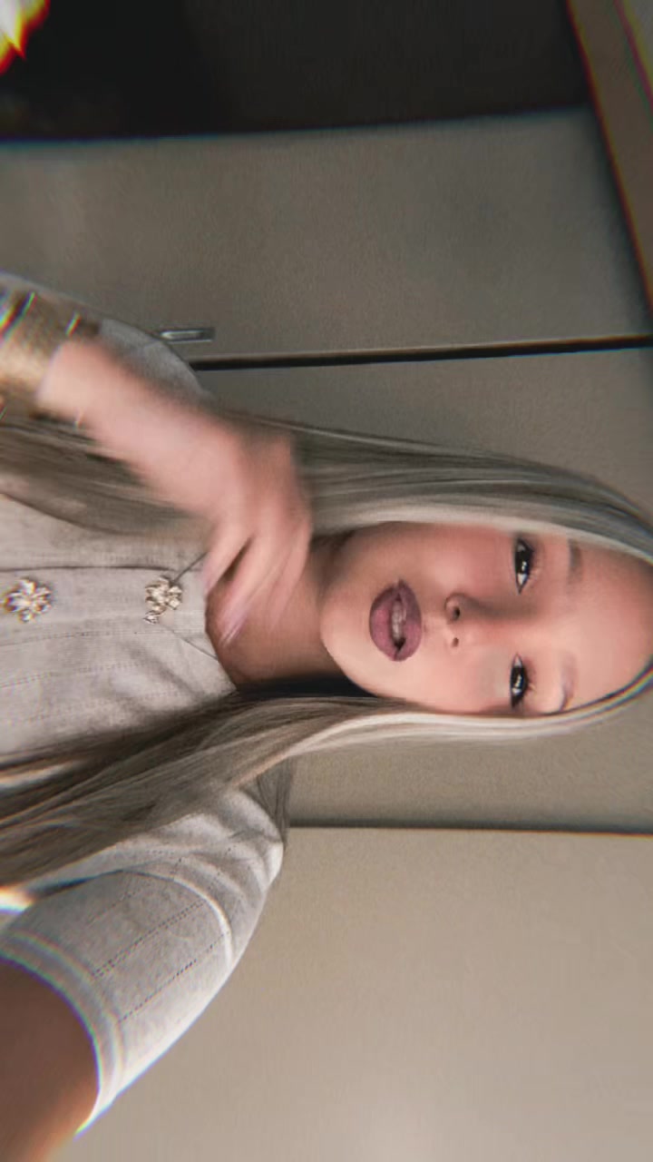 @nniinnaaxx