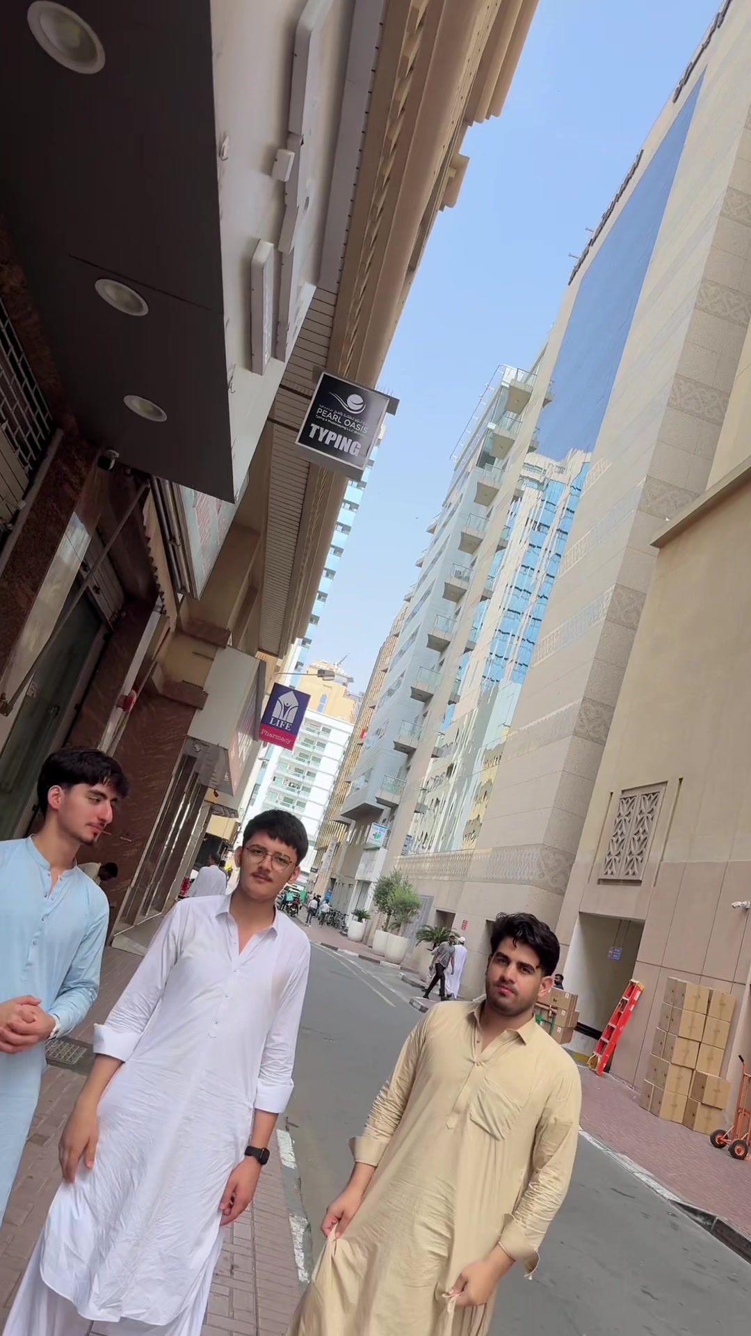 @It’s Saبir