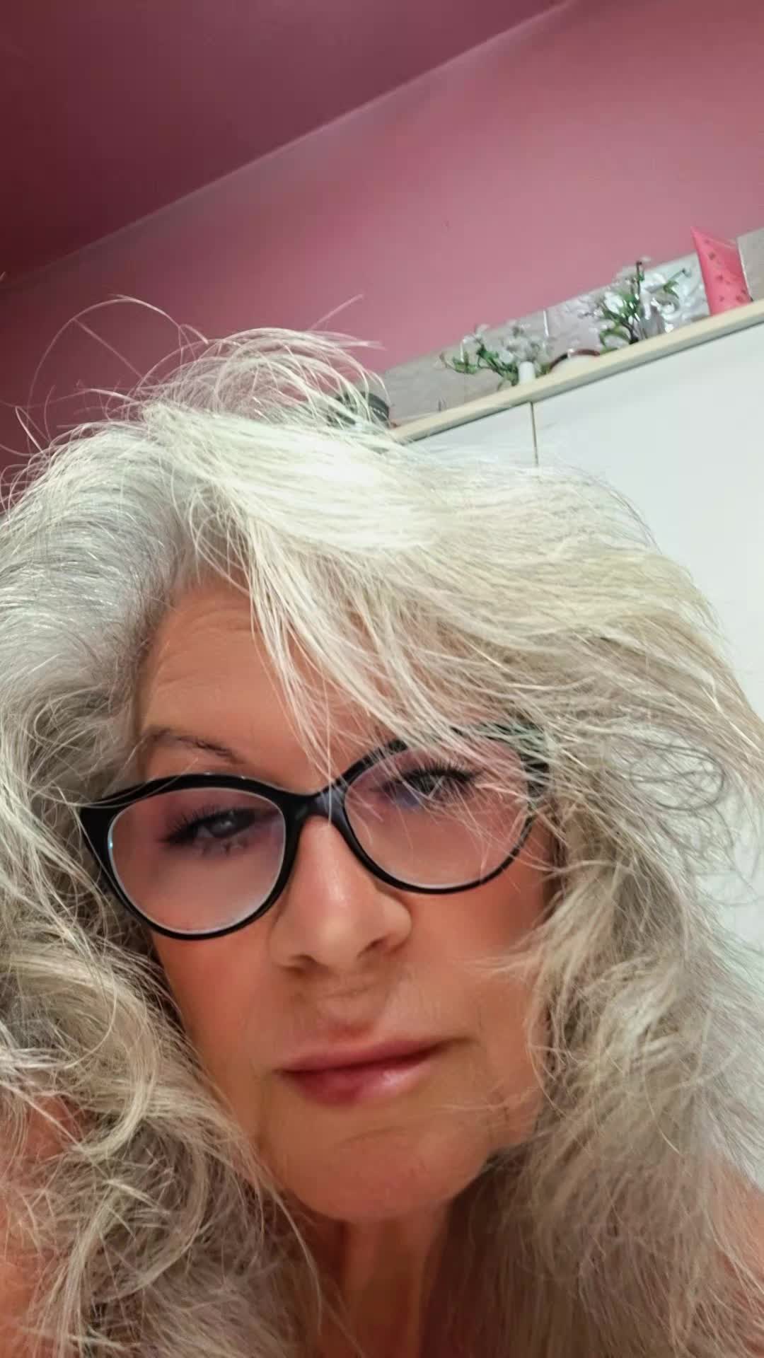 @👑Gina 👑