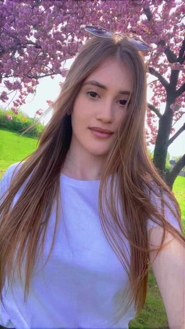 @DanielaIchim