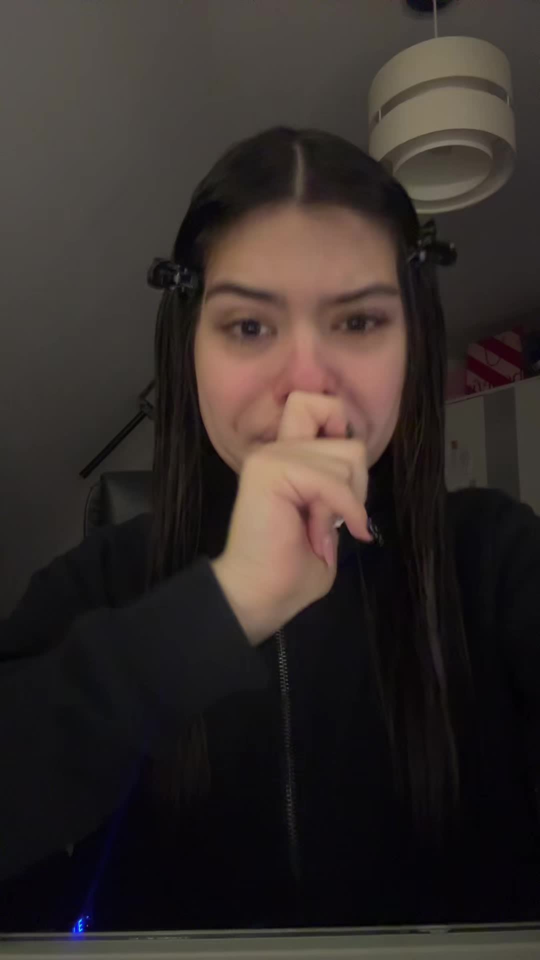 @𝓘si