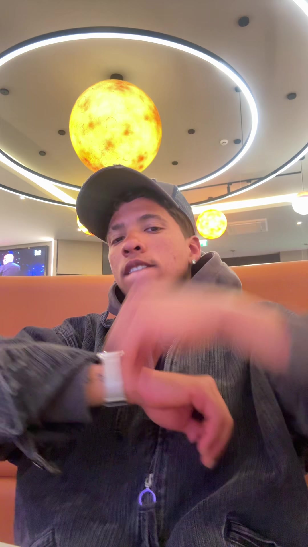 @Chrisss