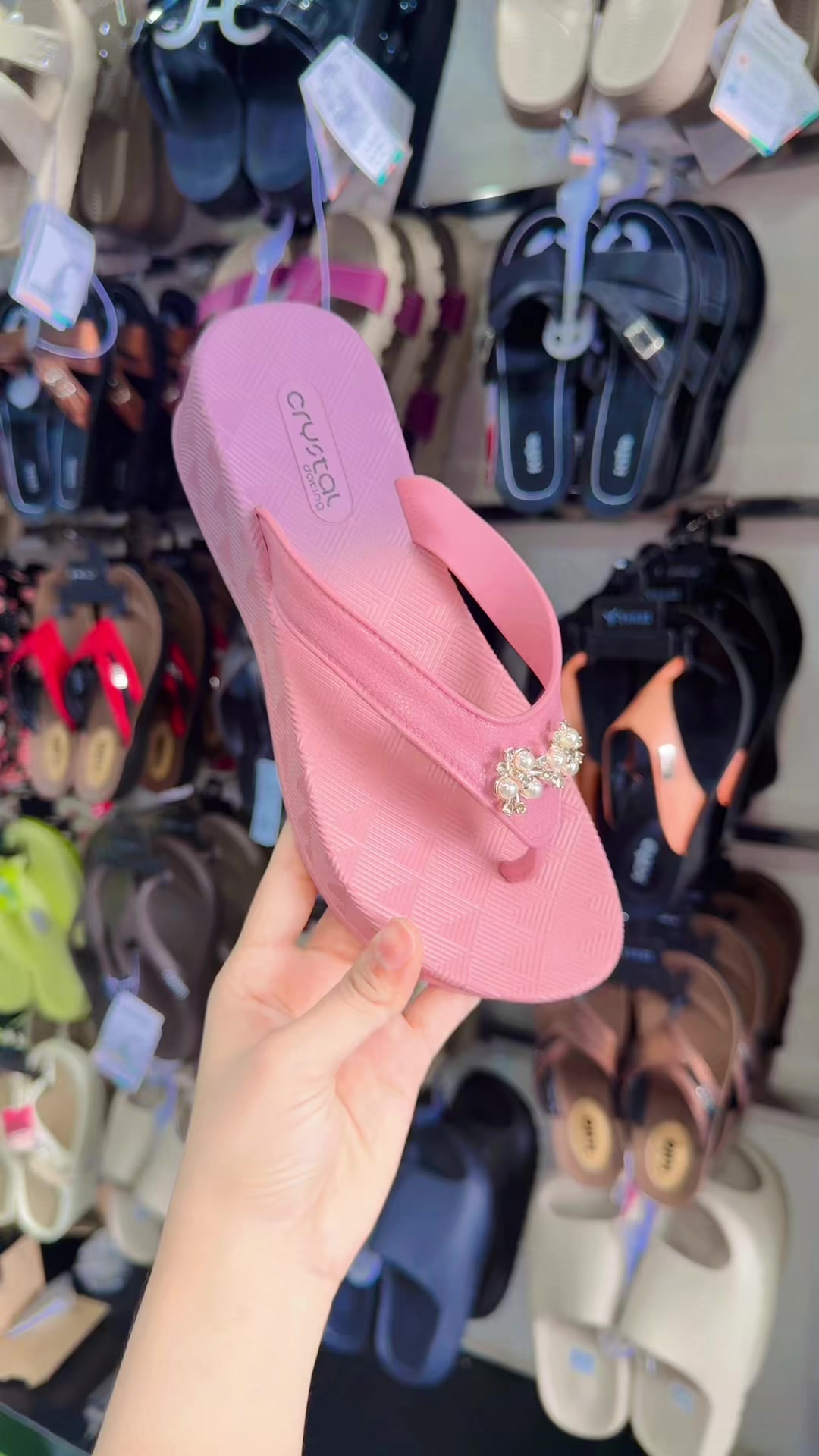 @Cherry Shoe Store