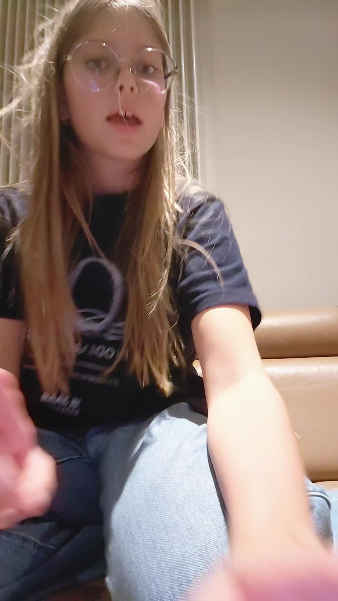 @marlonendebbyenamyvan