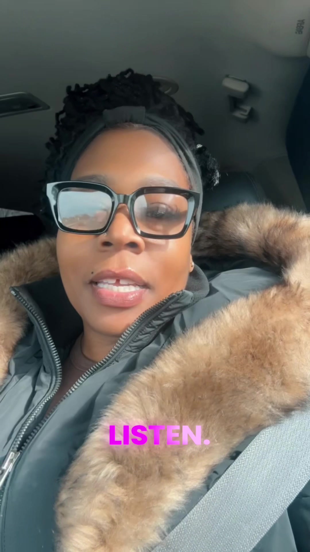@Lovebeingladyshawls