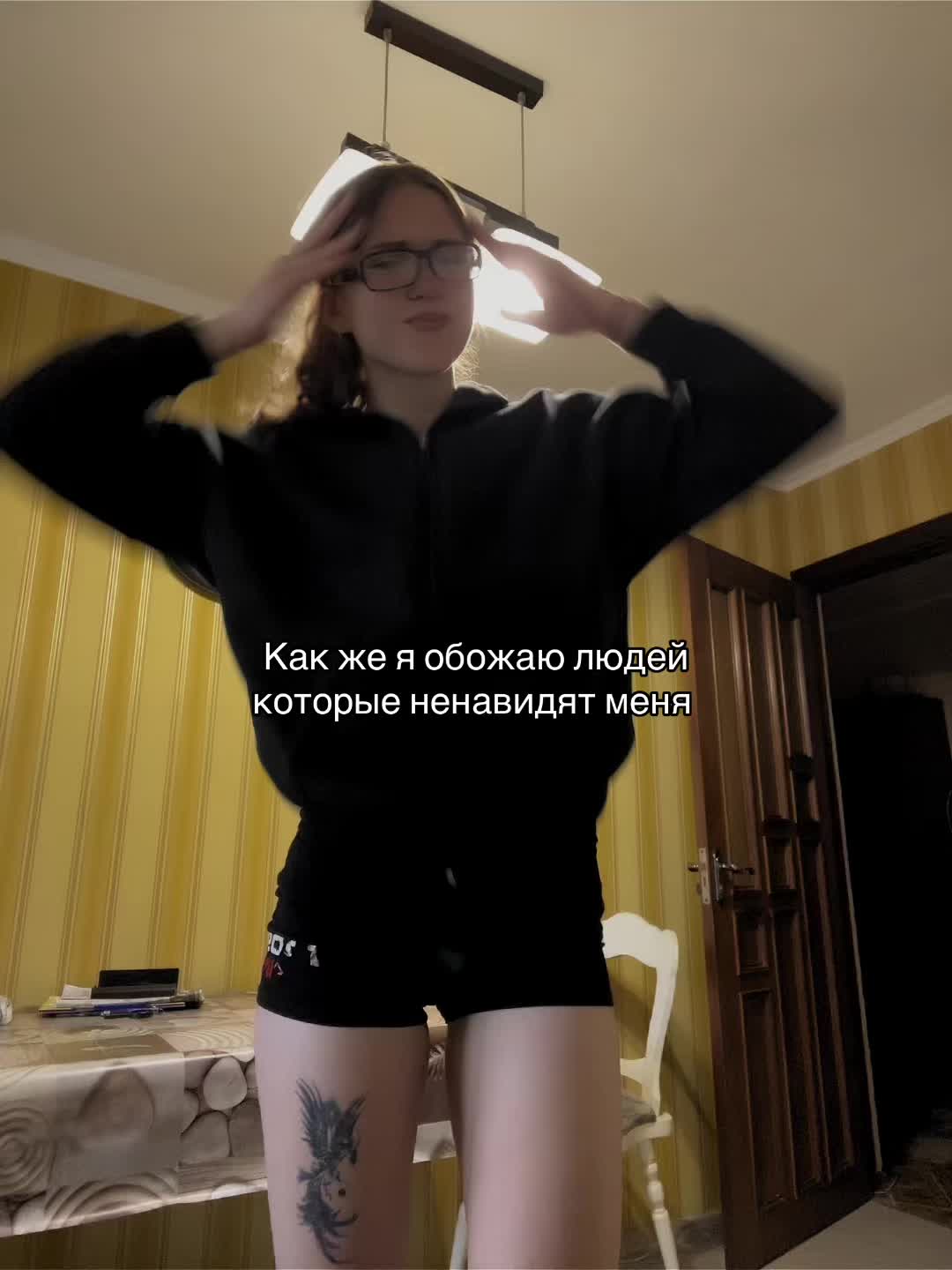 @isseklii