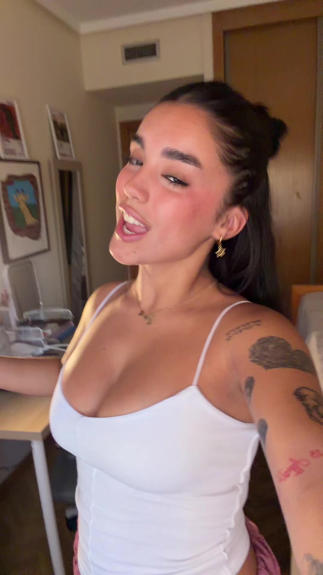 @Eva 111💥