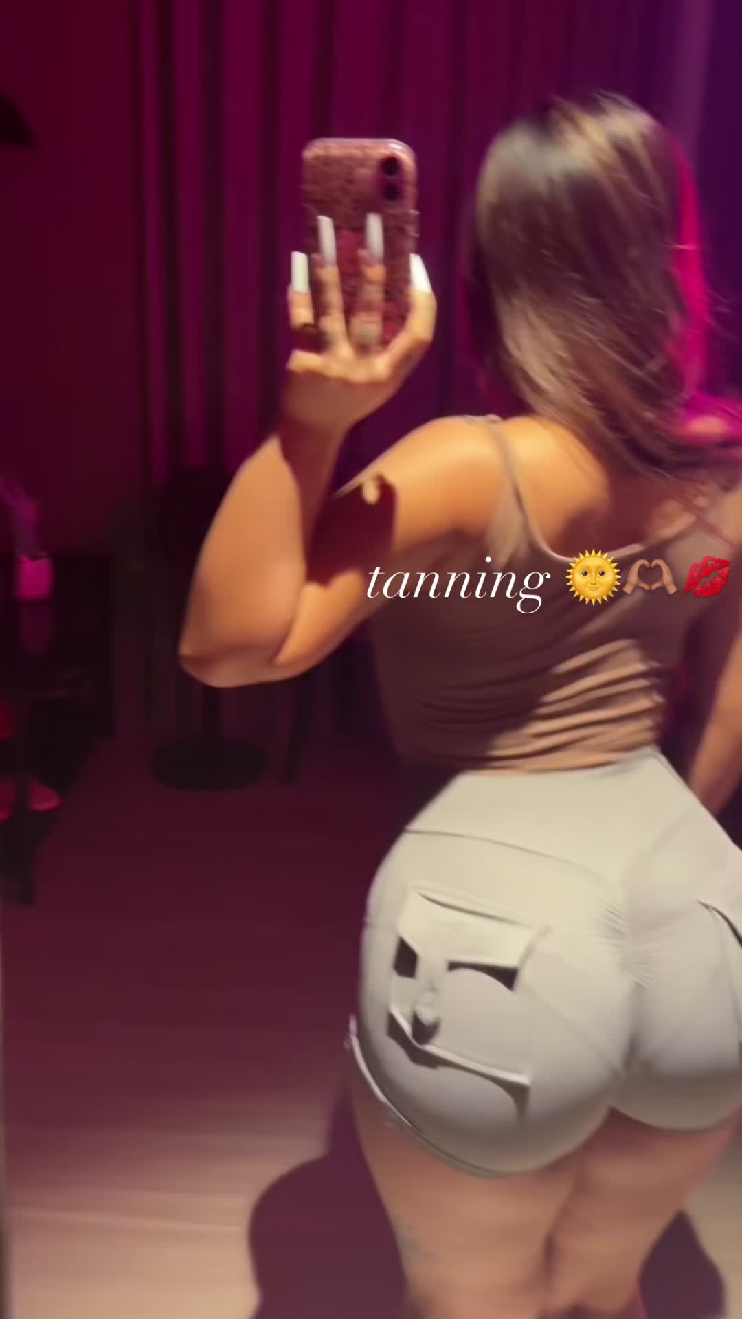 @HoliDaycjn