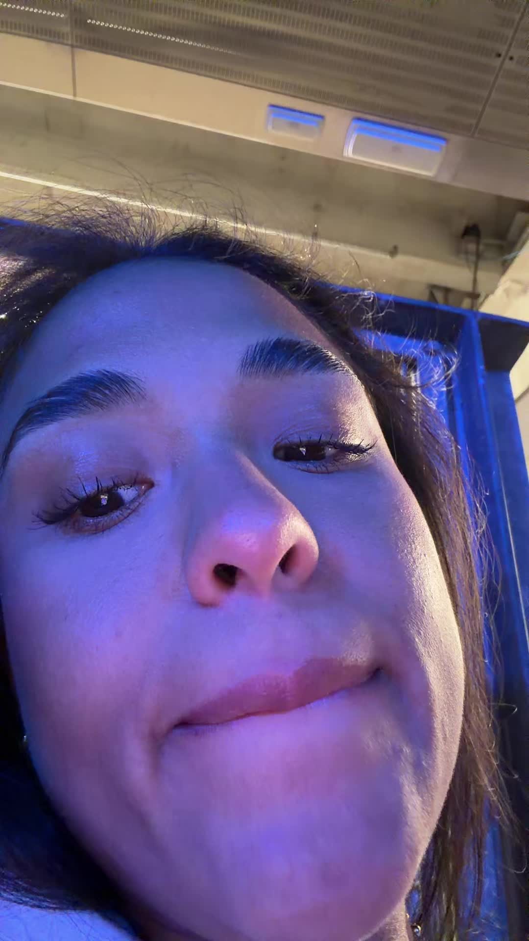 @M E L