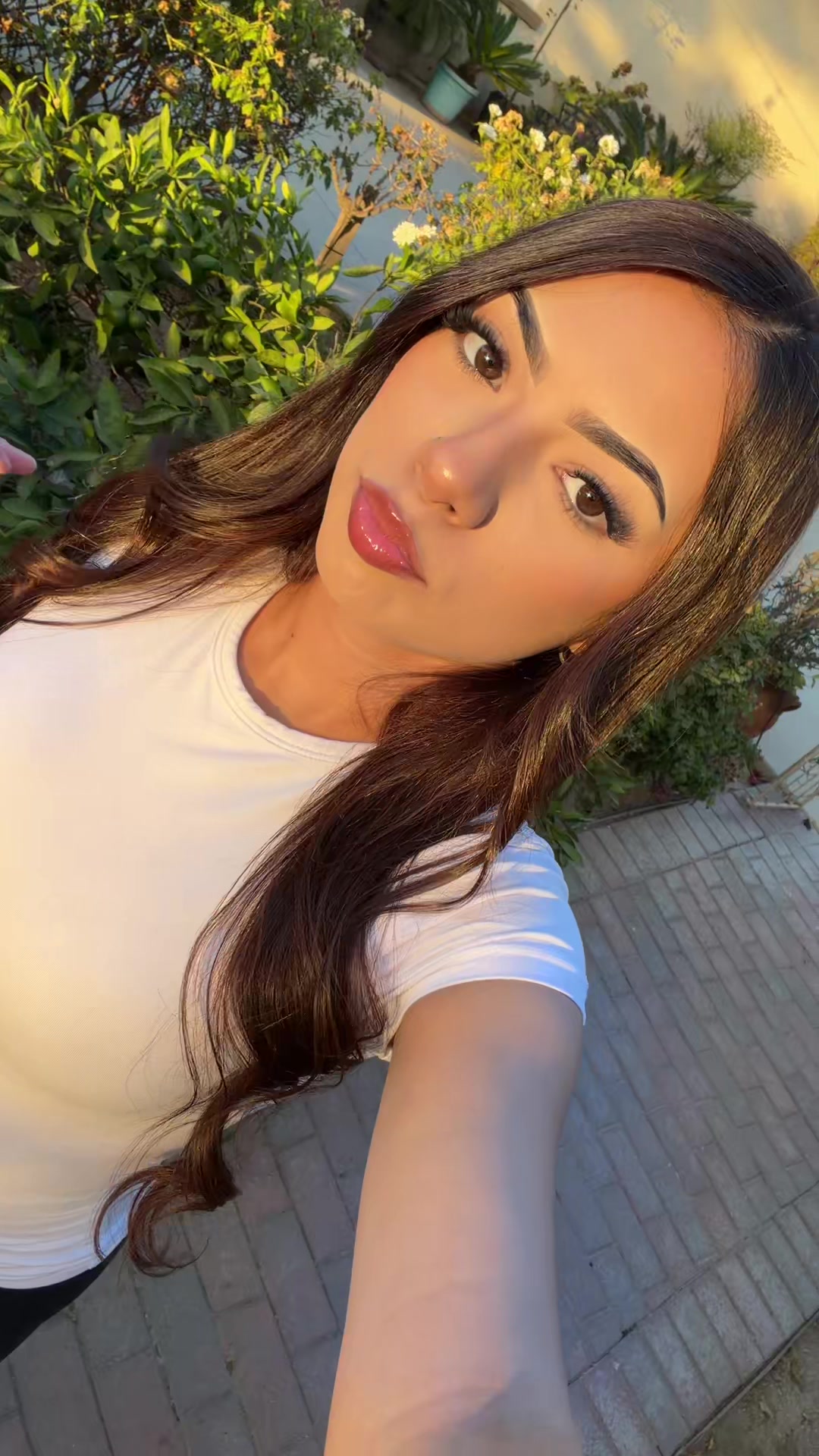 @..