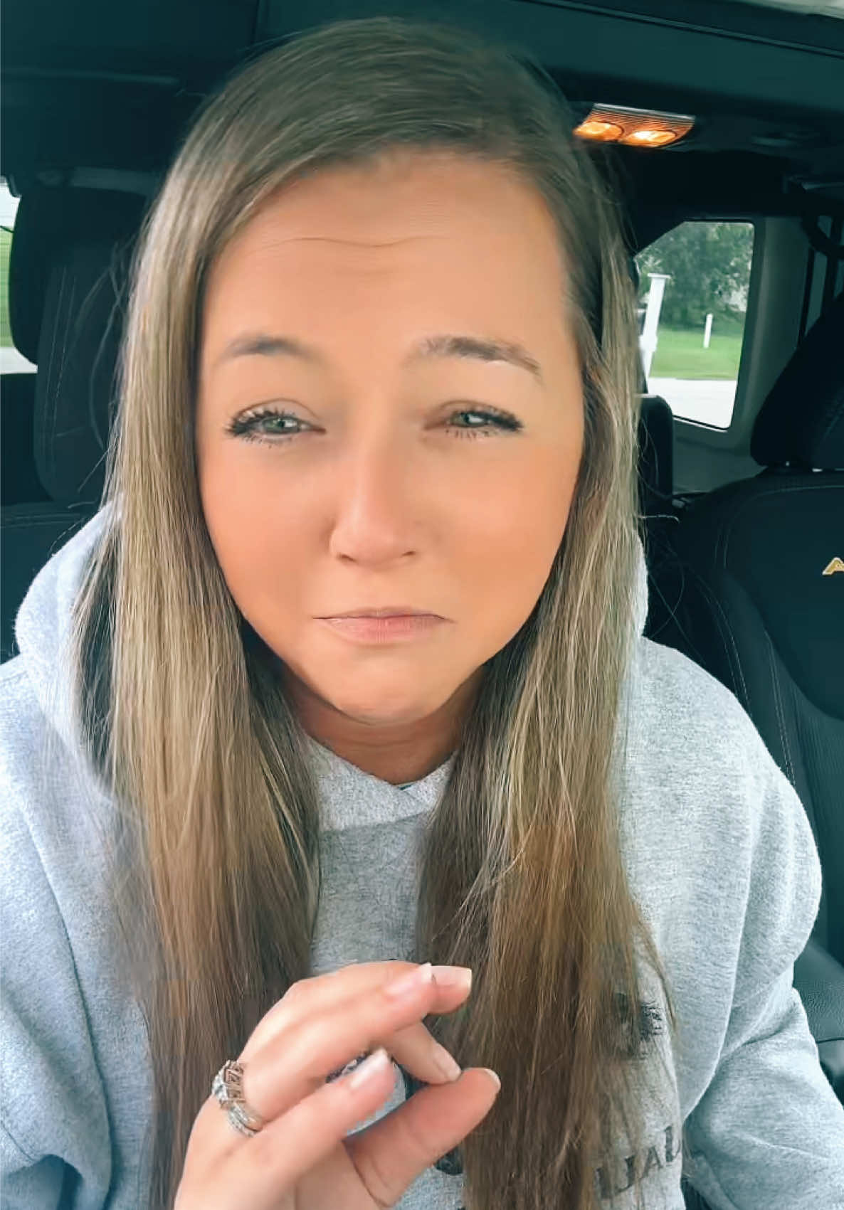 @Laurenhogge
