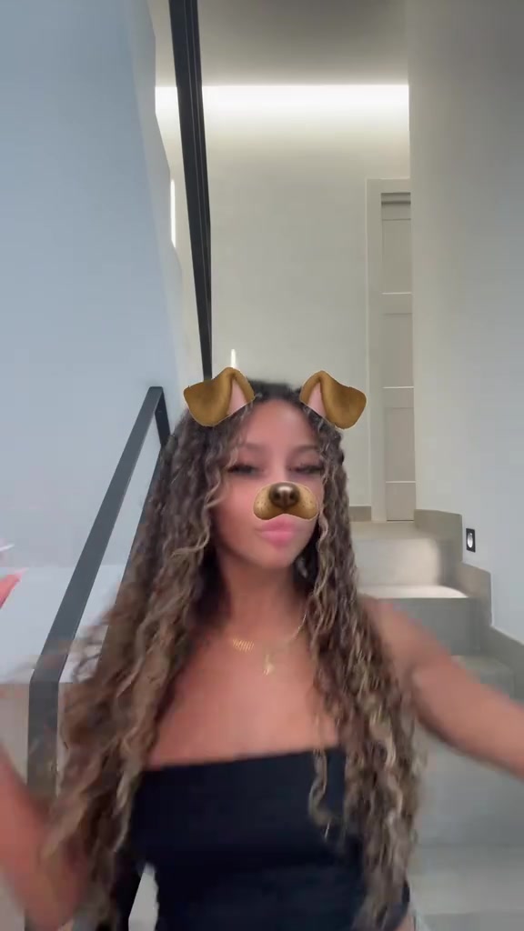 @𝐍𝐞𝐢𝐥𝐚𝐚