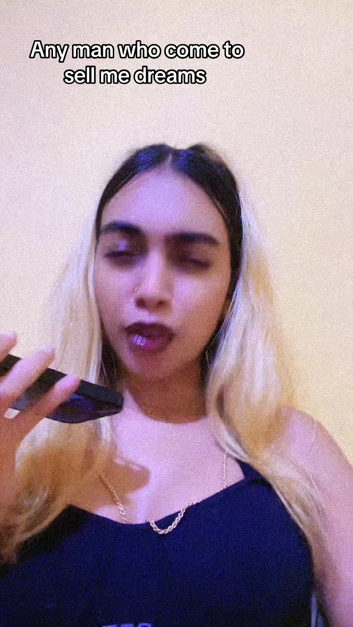 @Ella