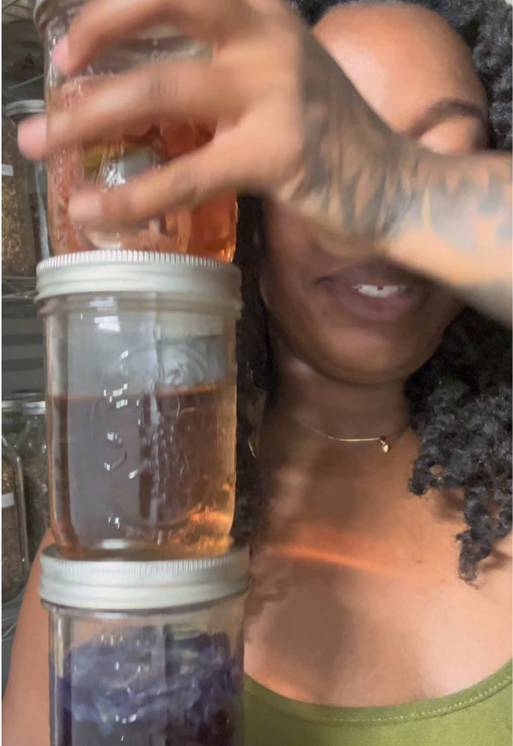 @Essencetheherbalist