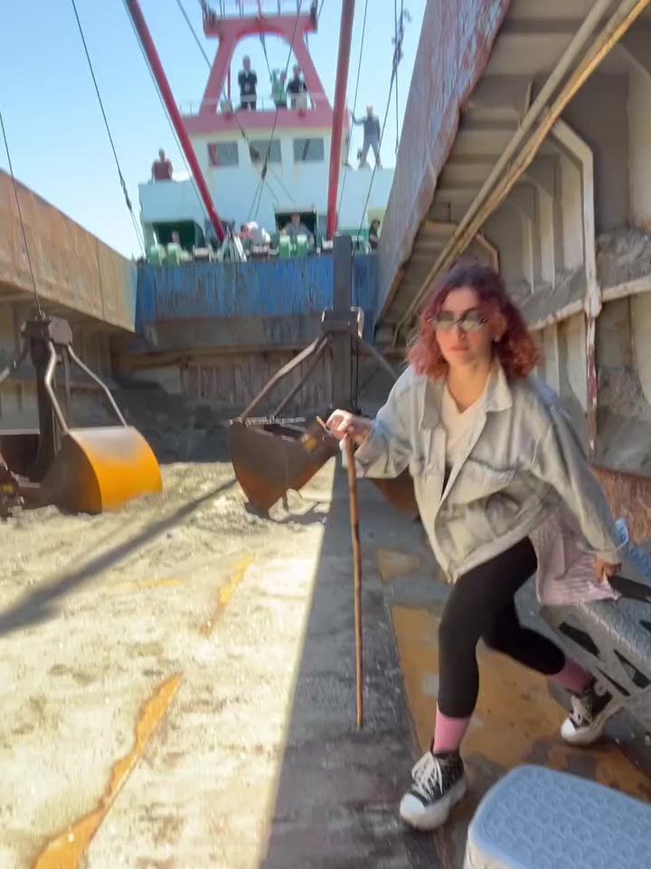 @Taşacak bu deniz sevdası