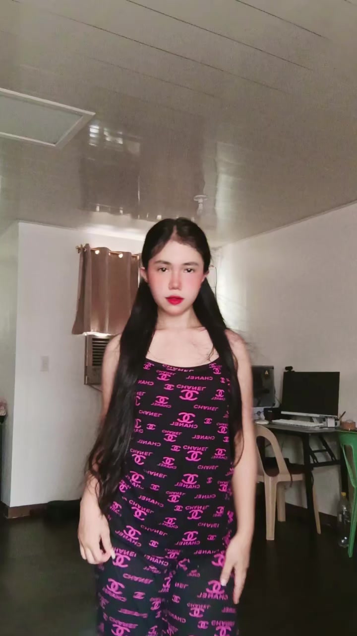 @esssay🖤