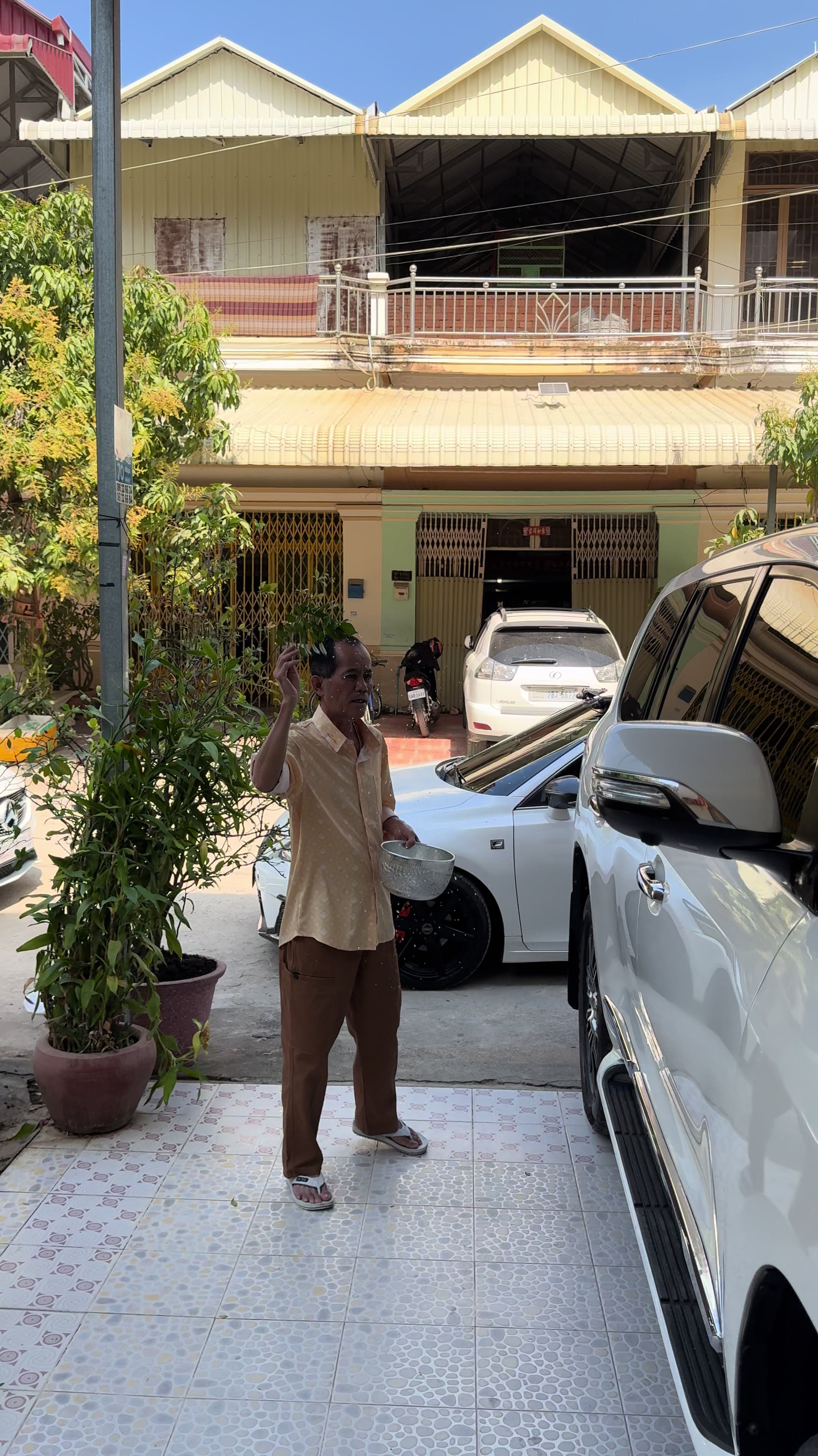 @សុវណ្ណ ត្រា