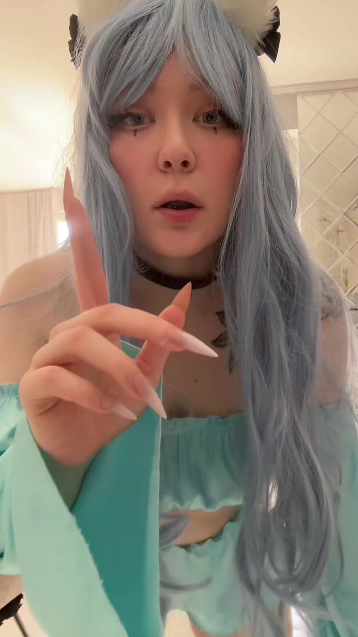 @Elybely