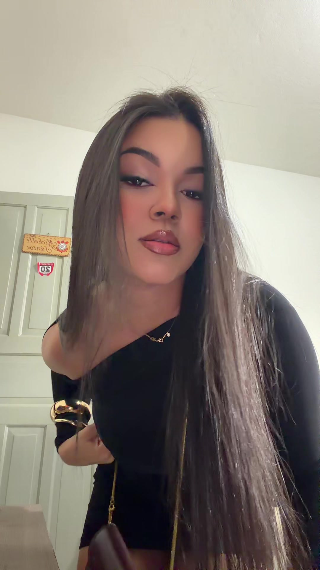 @Sabrina