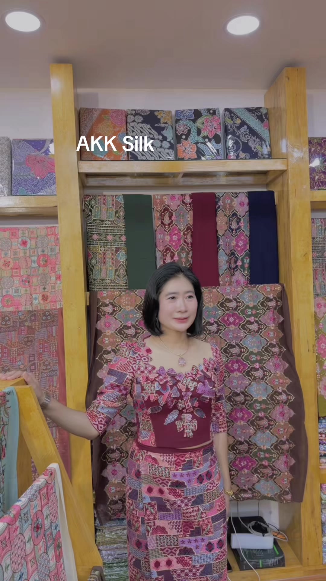 @Akk Silk (official account)