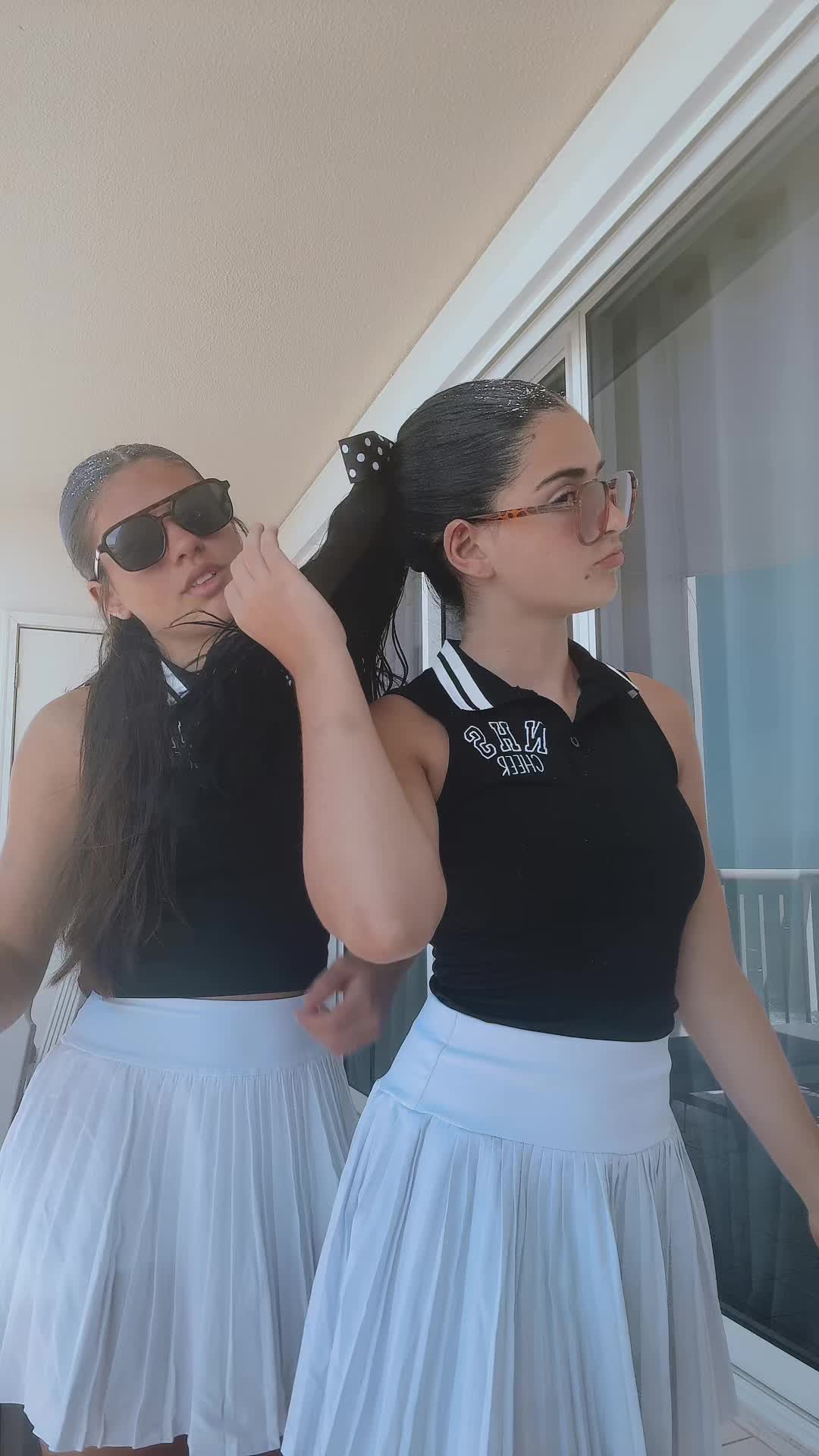 @𝑳𝑨𝒀𝑳𝑨🎀🪞🐈⬛🌸🍸