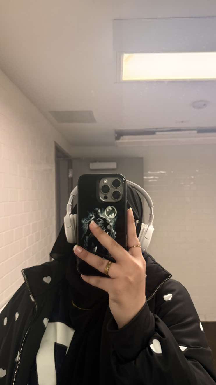 @Twolensstory_